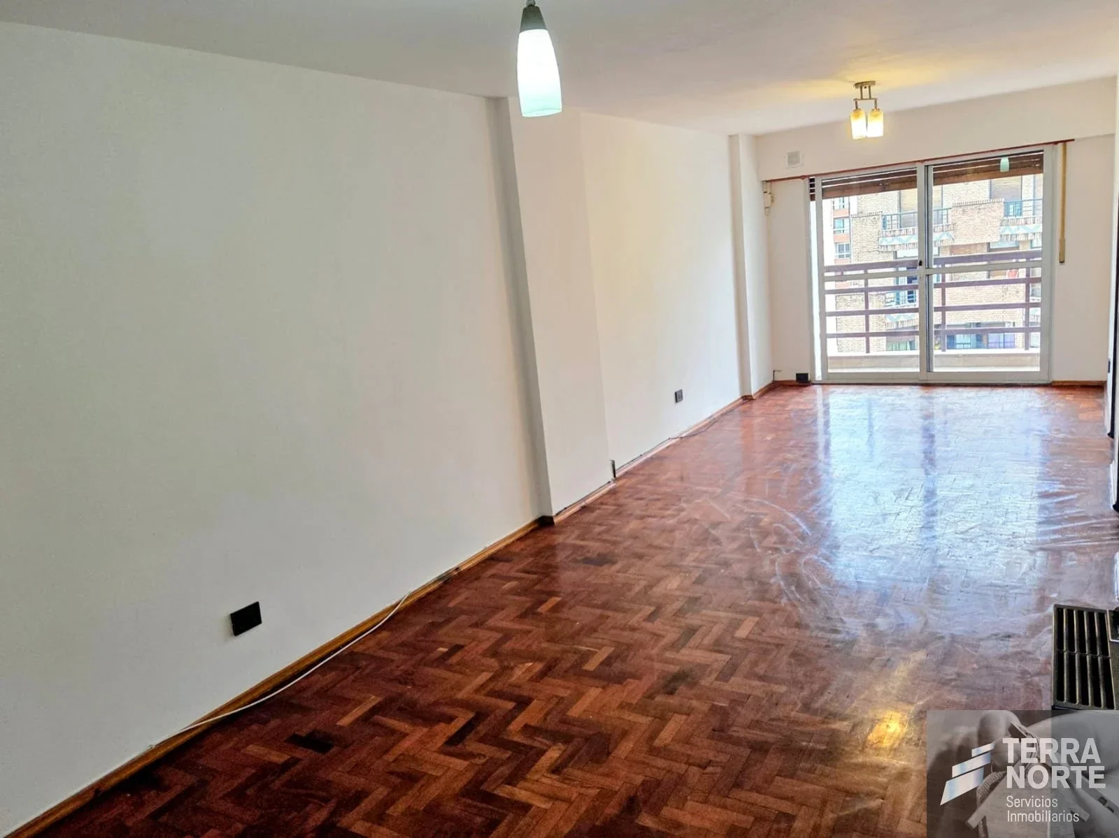 Departamento en venta c/ cochera en Centro - Imagen 1