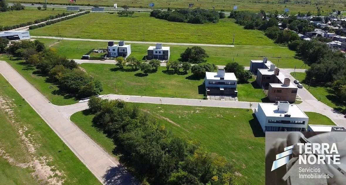 Lote en Venta . Apto Duplex . “ Acquavista Villa Residencial “ - Imagen 4