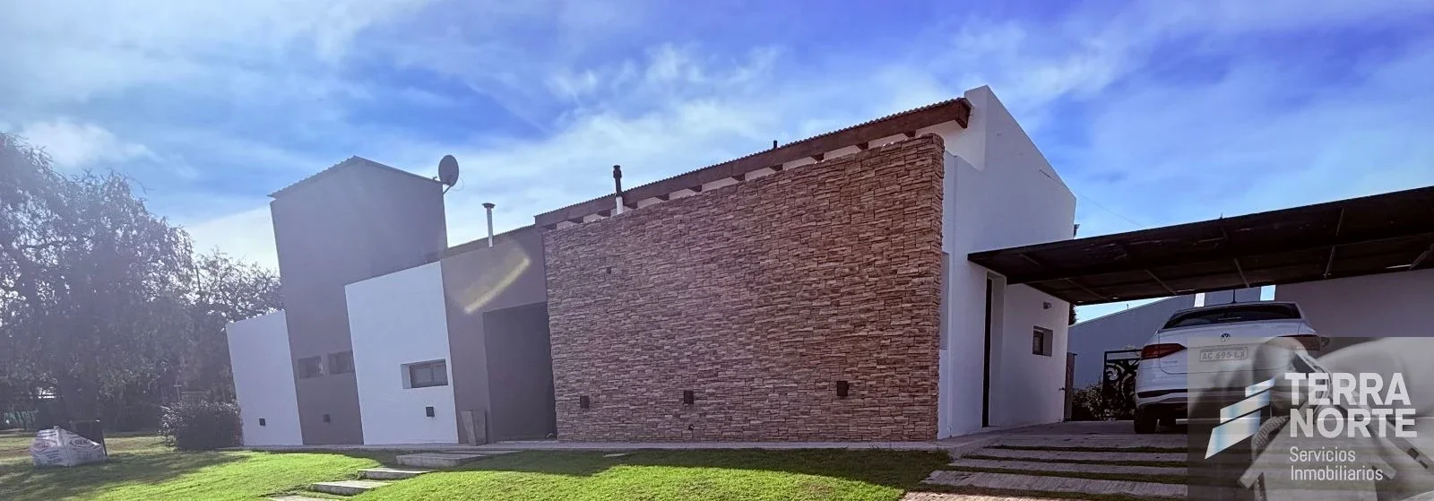Casa en alquiler c/ cochera . “ Valle del Golf” - Imagen 2