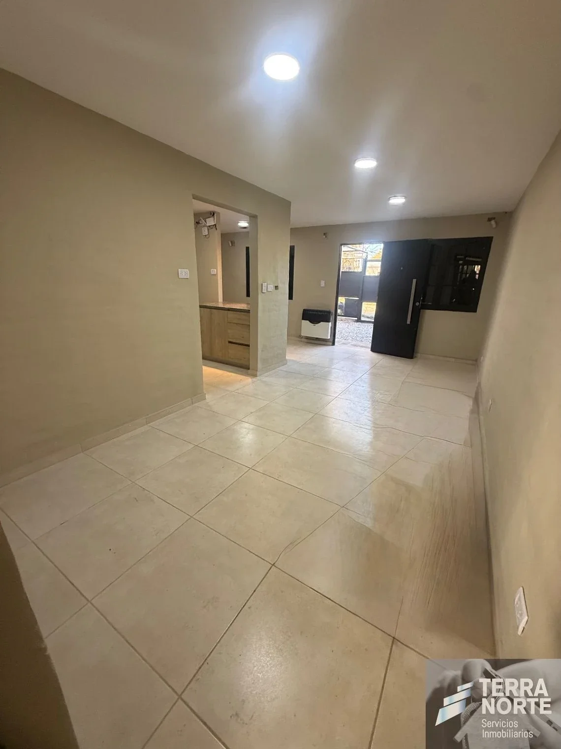 Casa en venta c/ cochera . Barrio Lasalle - Imagen 4