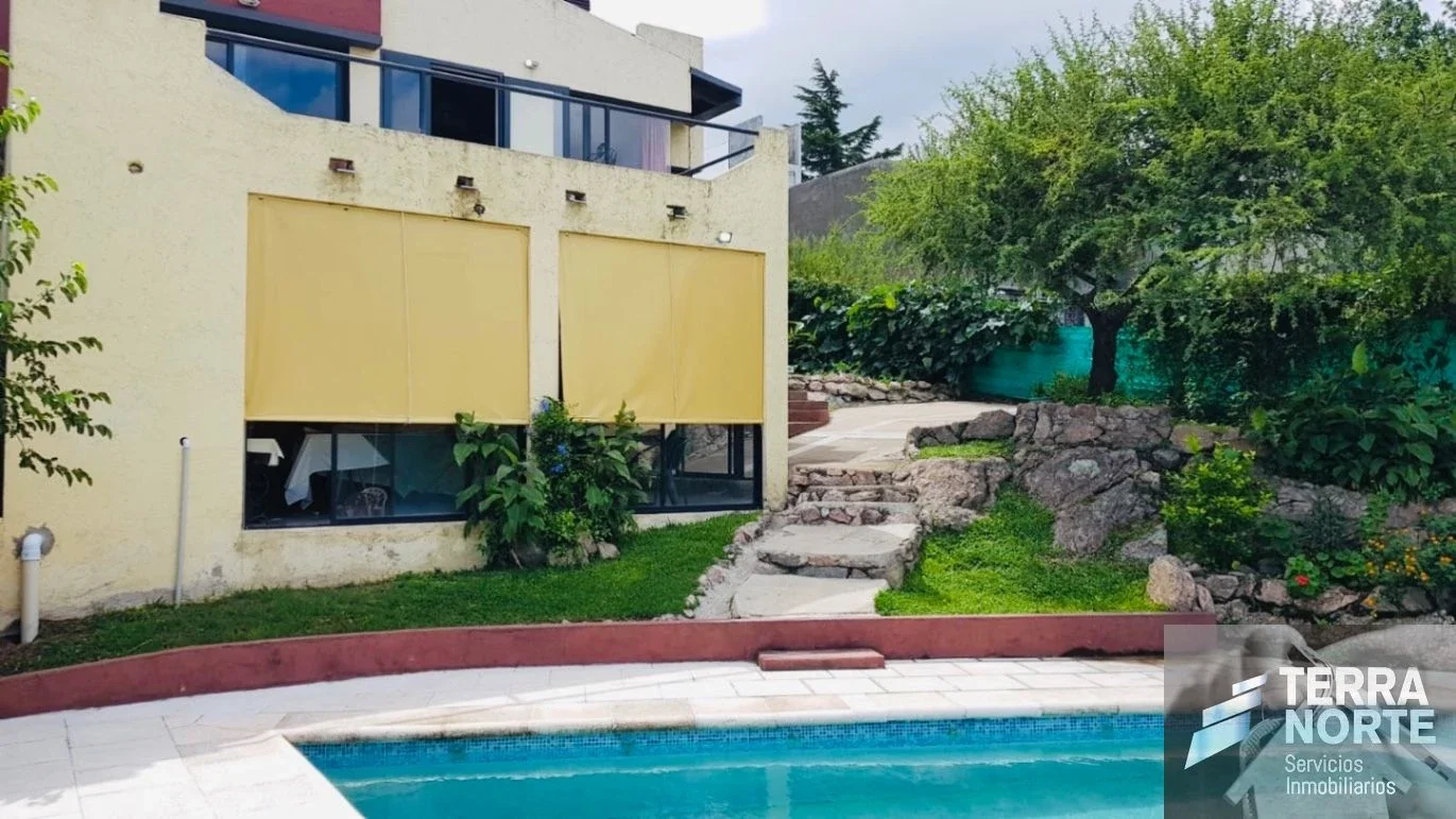 Casa en venta c/ cochera. Villa Carlos Paz - Imagen 2