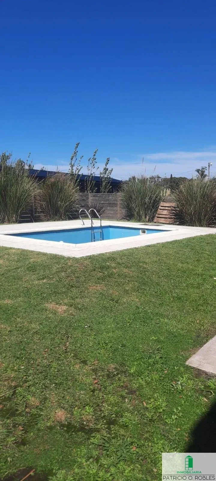 Casa en alquiler temporario de 2 dormitorios  c/pileta en Las Lomas Miramar - Imagen 5