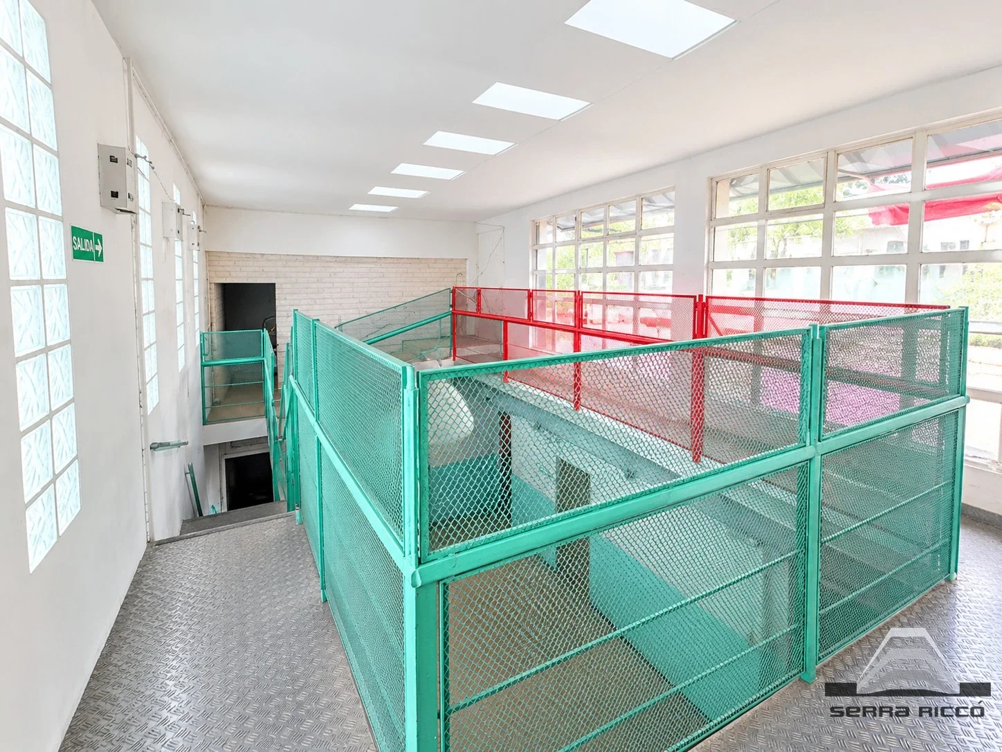 Casa en venta c/ cochera en Parque Avellaneda - Imagen 2