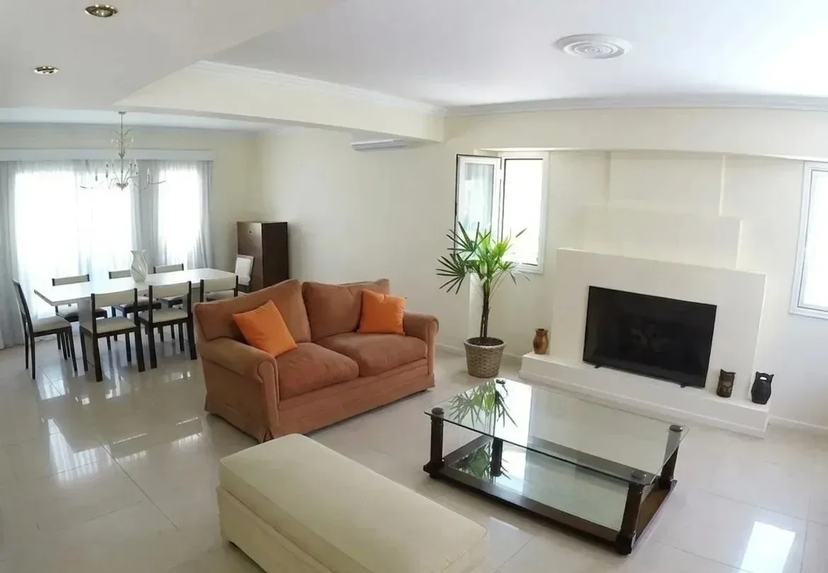 Impresionante Casa en alquiler en Haras del Pilar - Imagen 5