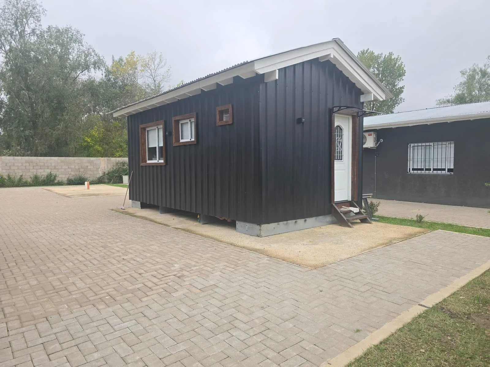 Tiny House en Dique Luján totalmente equipada. - Imagen 4
