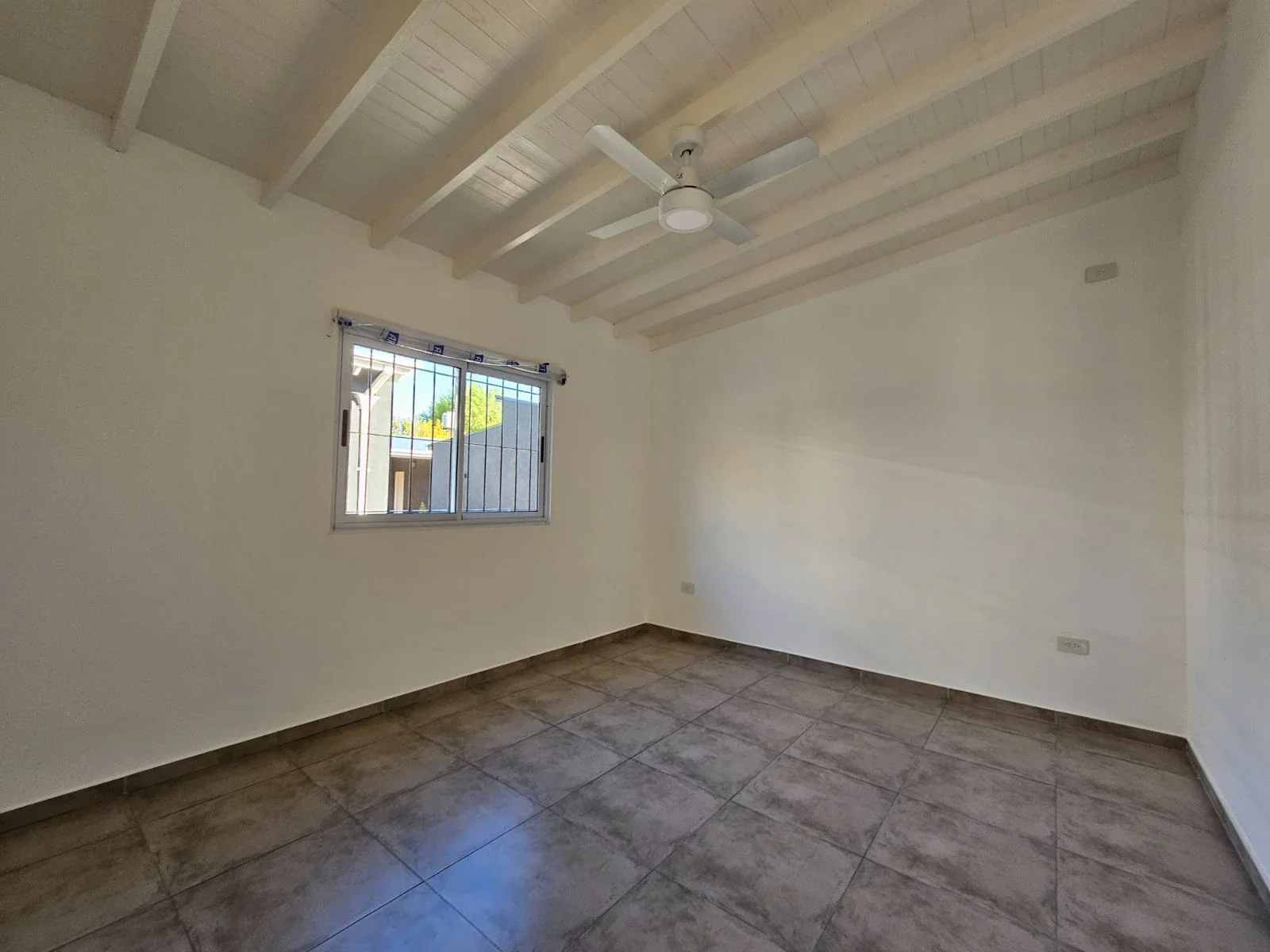 Casa en complejo cerrado en la calle Holanda al 100, Dique Luján, Tigre - Imagen 3