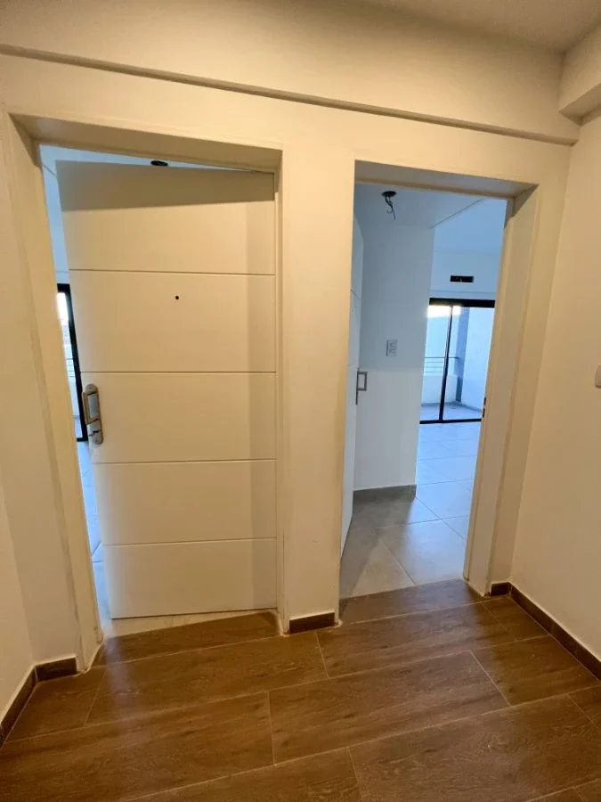 DEPARTAMENTO SEMI-PISO 2 AMB- 2° PISO -C/ BALCON Y TERRAZA PROPIA - Imagen 4