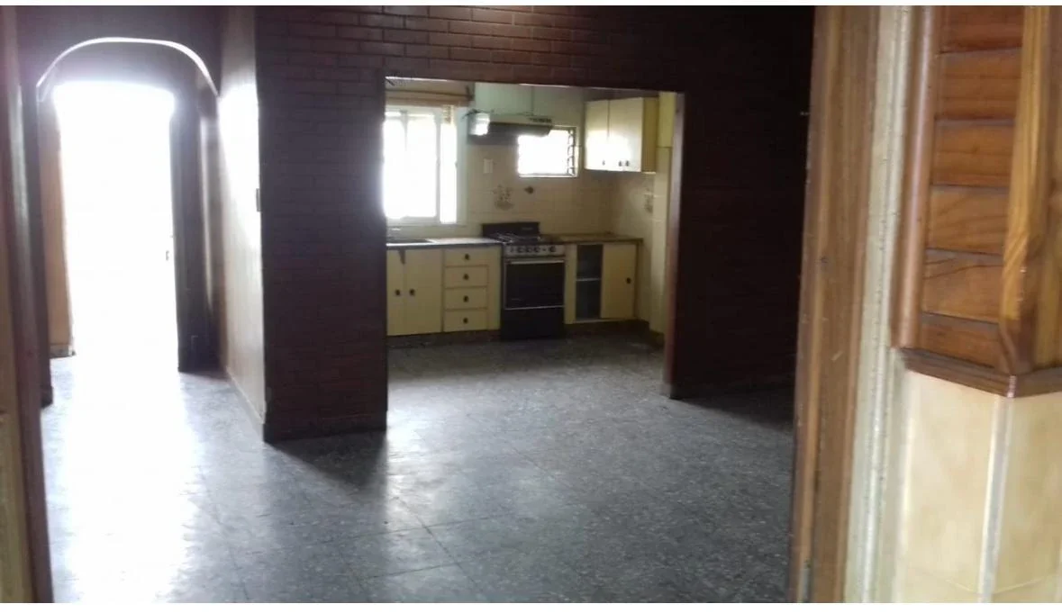 VIVIENDA MULTIFAMILIAR - PH FRENTE 2 AMB + PH FONDO 4 AMB - LOTE 10 x 21.79 – - Imagen 5
