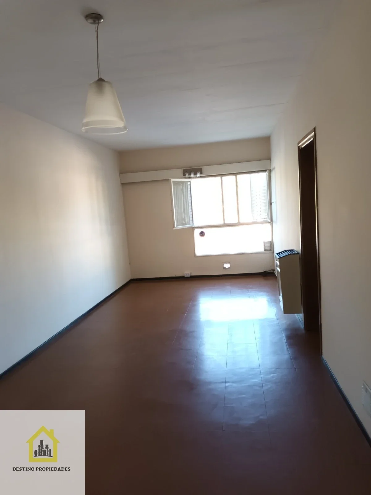 Alquiler departamento 3 dormitorios c/ cochera en Neuquén - Imagen 1