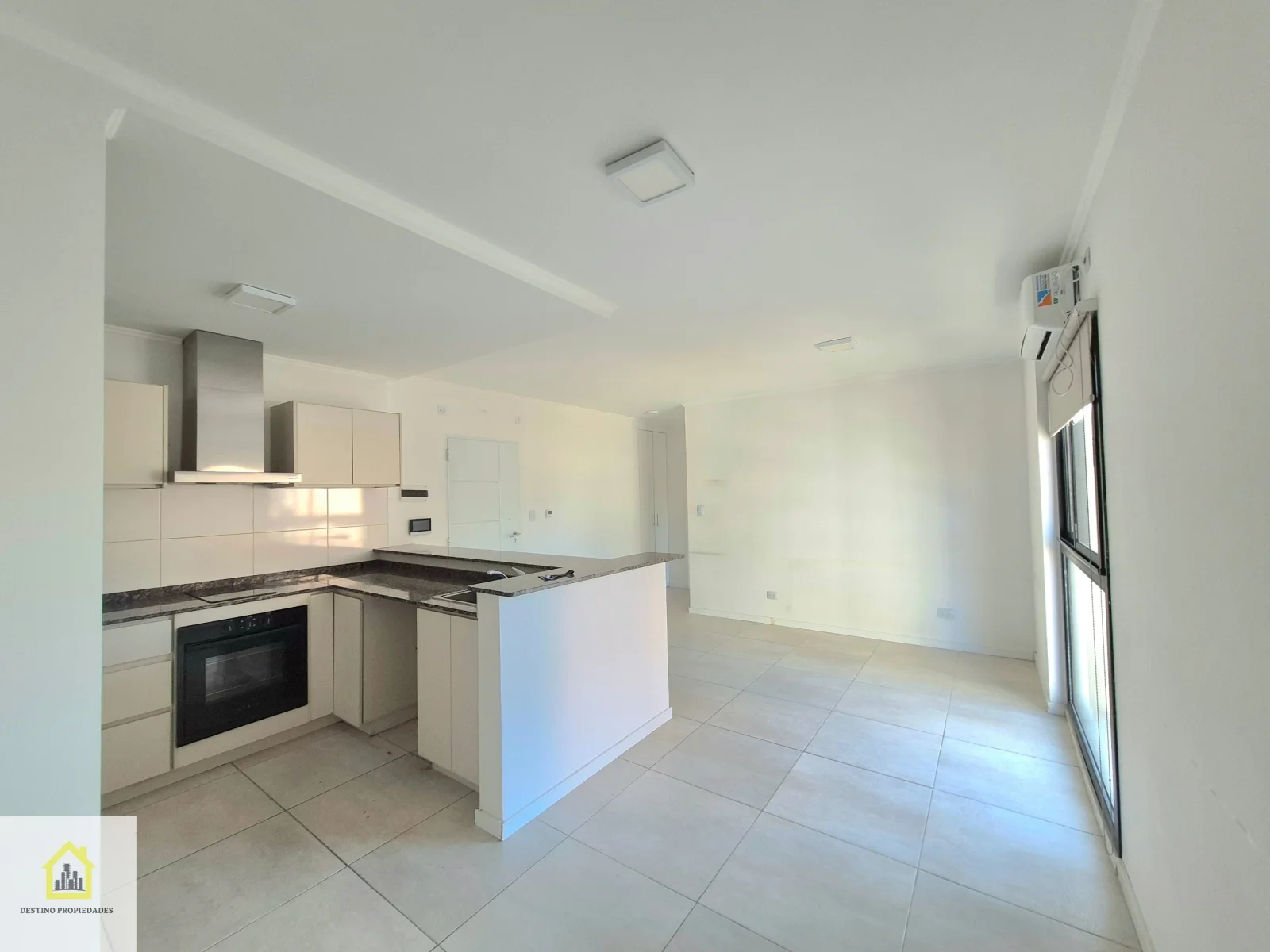 Departamento en alquiler en Neuquén - Imagen 1