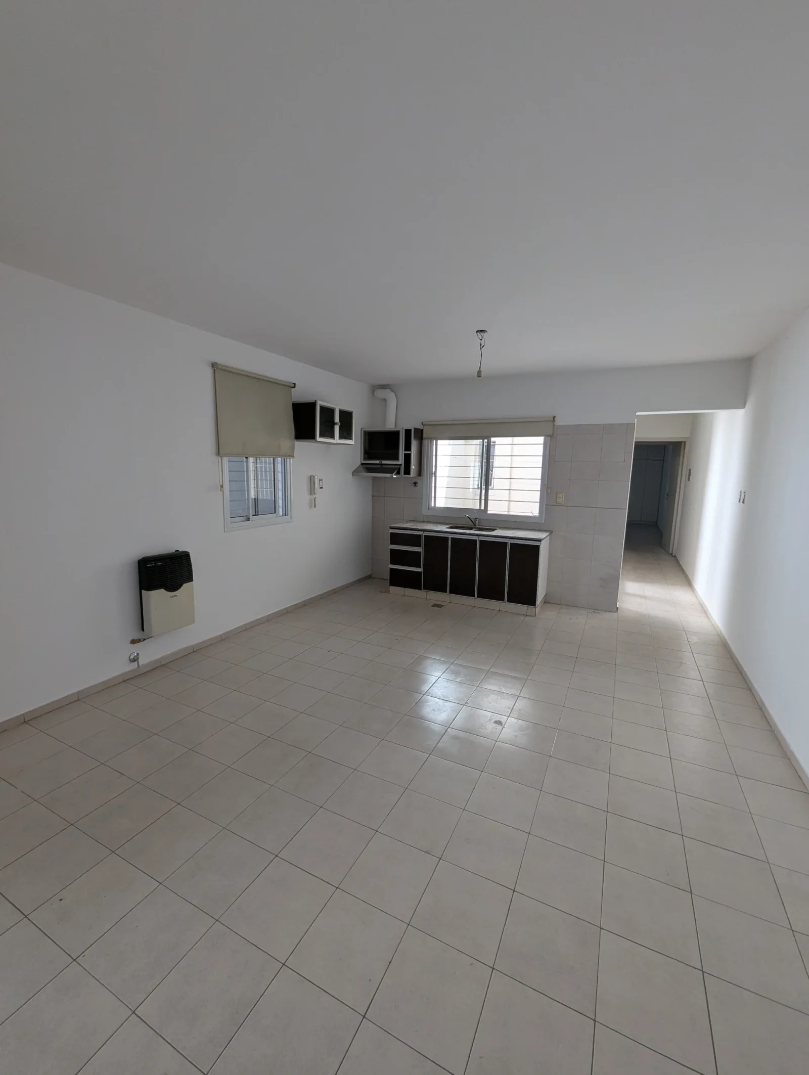Departamento en alquiler c/ cochera en Godoy Cruz - Imagen 1