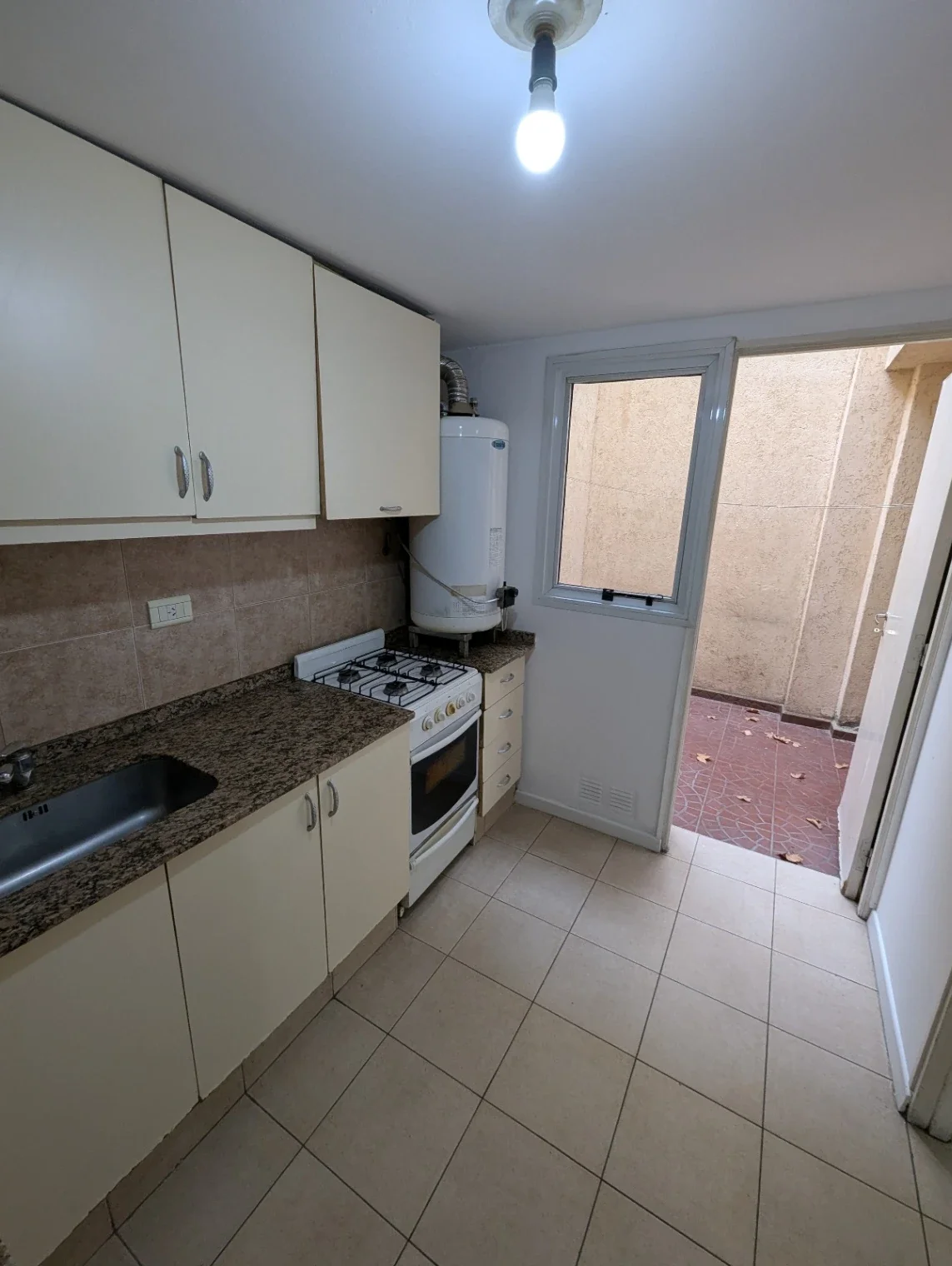 Departamento en alquiler en Godoy Cruz - Imagen 1
