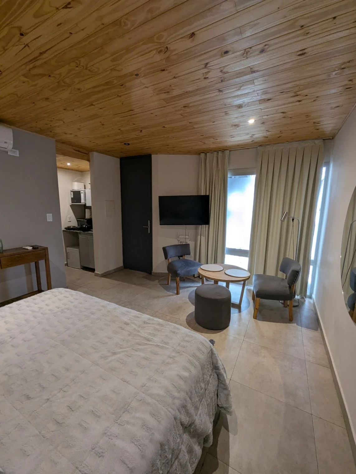 Departamento en alquiler en Godoy Cruz - Imagen 2