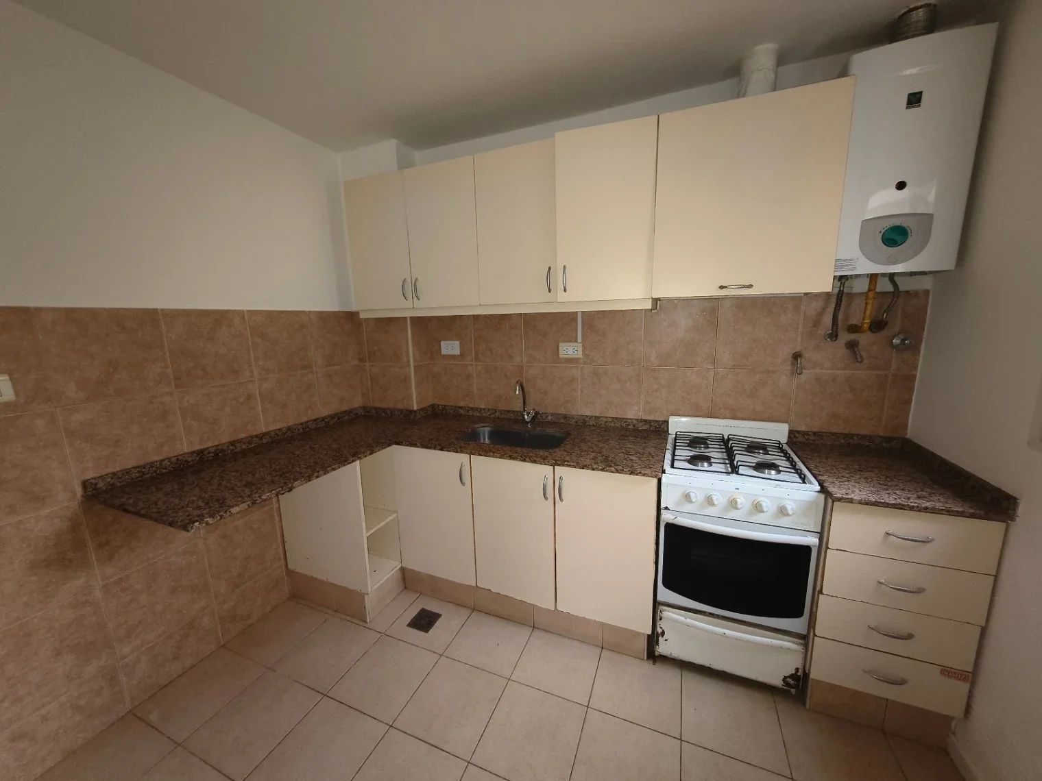 Departamento en alquiler en Godoy Cruz - Imagen 1
