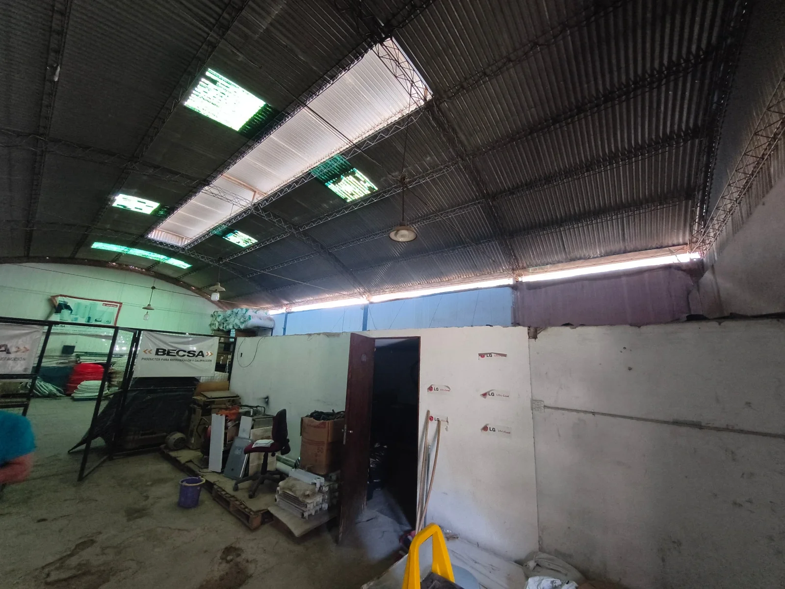 Galpón con Local Comercial y Oficinas, en alquiler, Dorrego, Guaymallén - Imagen 3