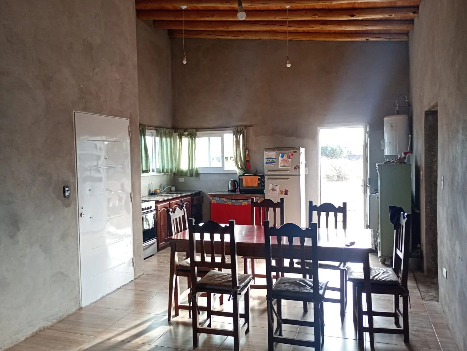 Casa en venta de 3 dormitorios c/ cochera en Las Paredes - Imagen 2