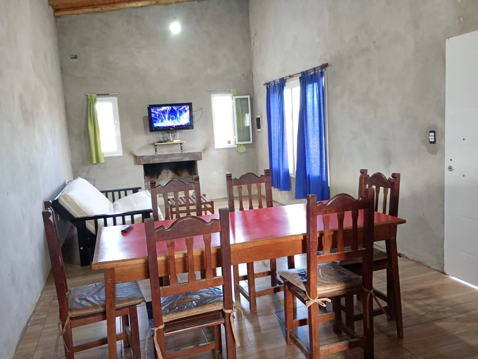 Casa en venta de 3 dormitorios c/ cochera en Las Paredes - Imagen 3