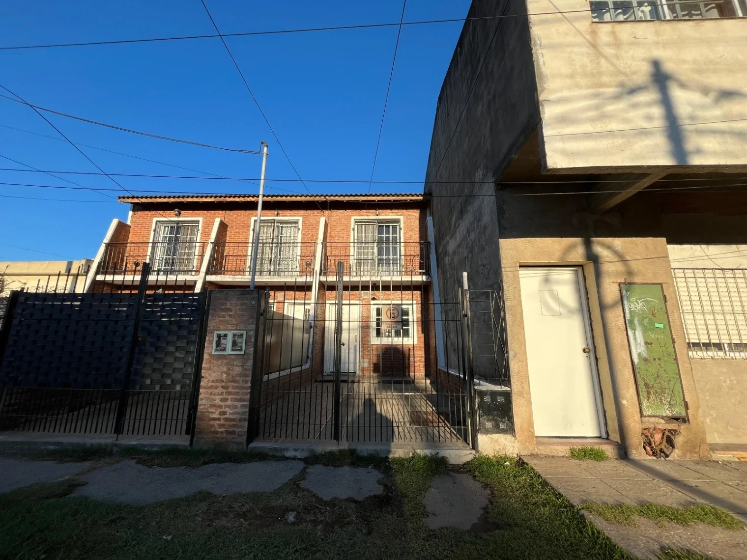 Dúplex en alquiler c/ cochera en Belén de Escobar - Imagen 1