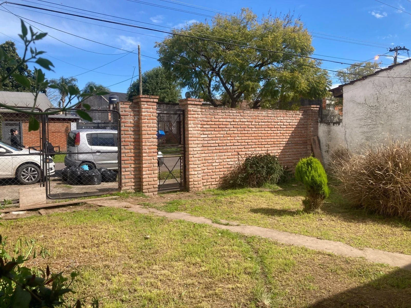 Casa en venta c/ cochera en Belén de Escobar - Imagen 1
