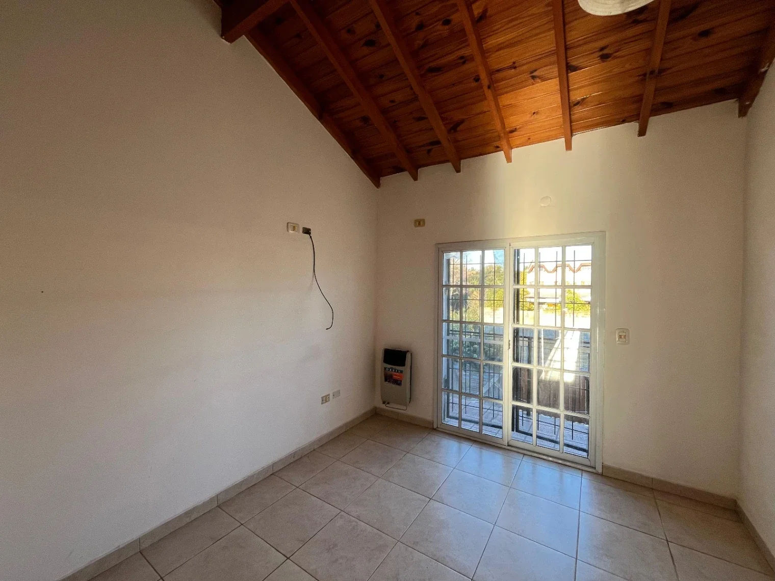 Dúplex en alquiler c/ cochera en Belén de Escobar - Imagen 3