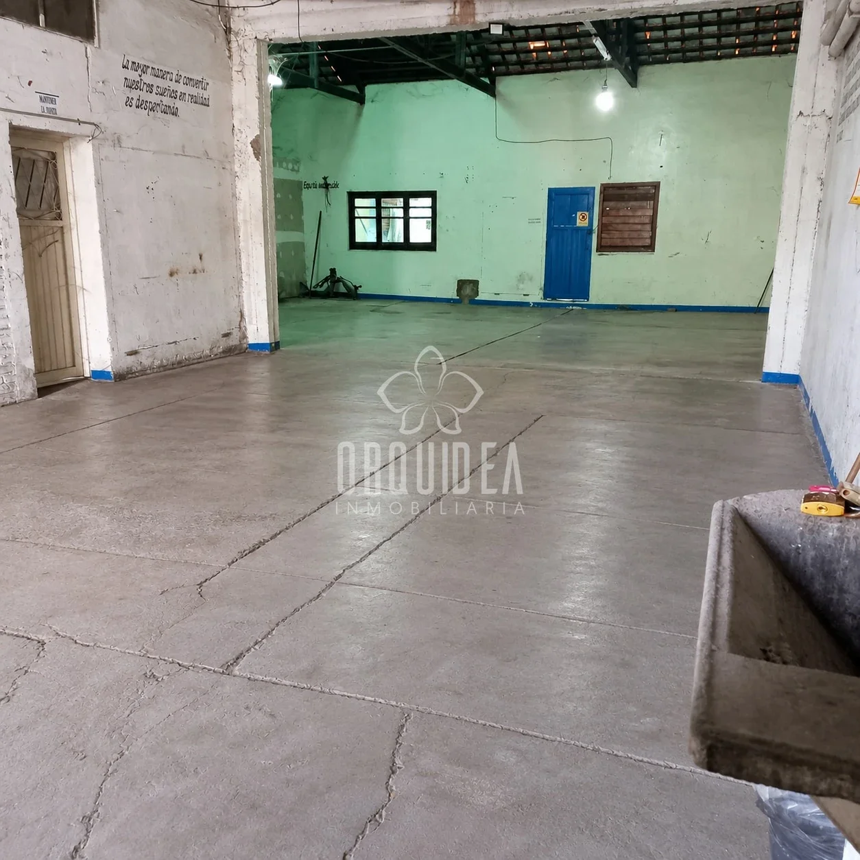 Local comercial / Deposito en alquiler ubicado en el centro de General Güemes - Imagen 4