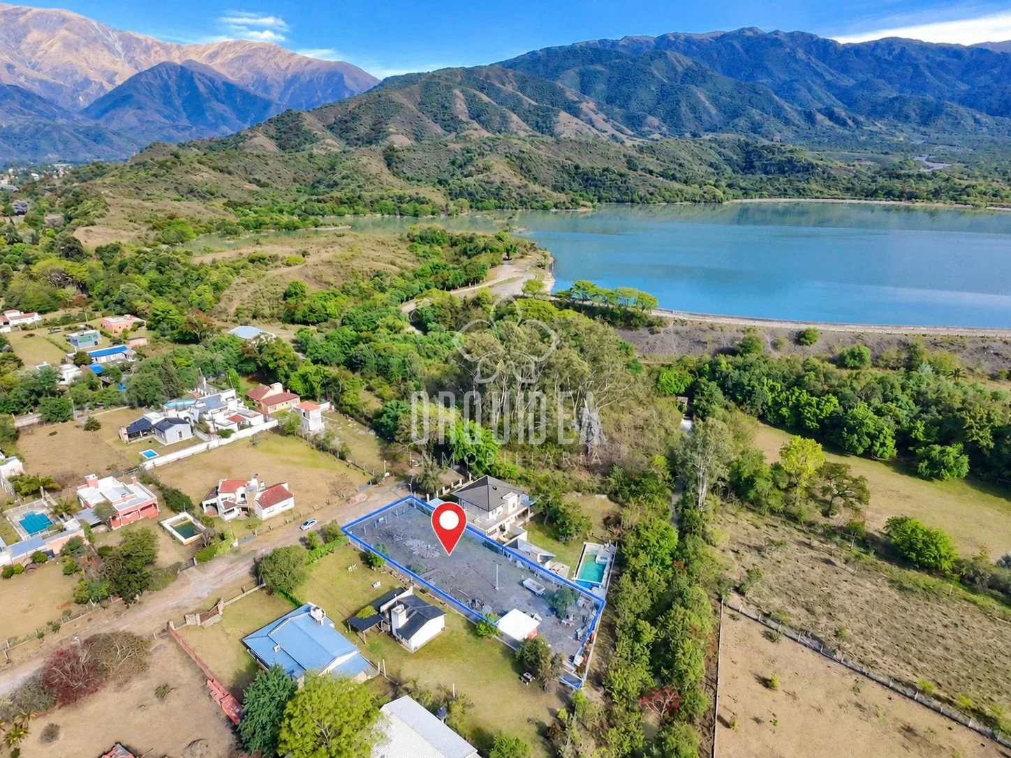 Amplio terreno en venta en Campo Quijano - Imagen 1