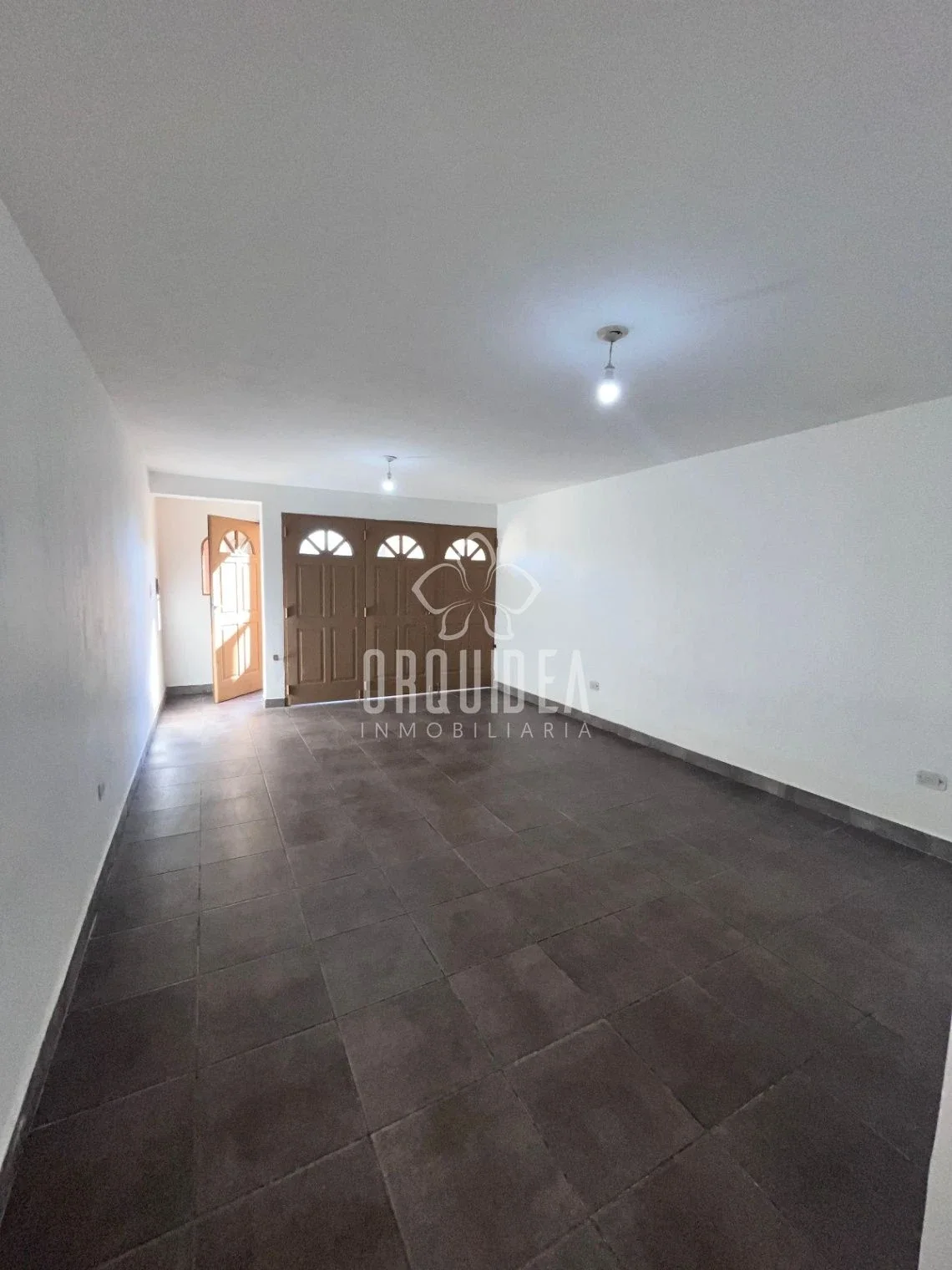 Dúplex en alquiler c/ cochera en Zona Sur - Imagen 2