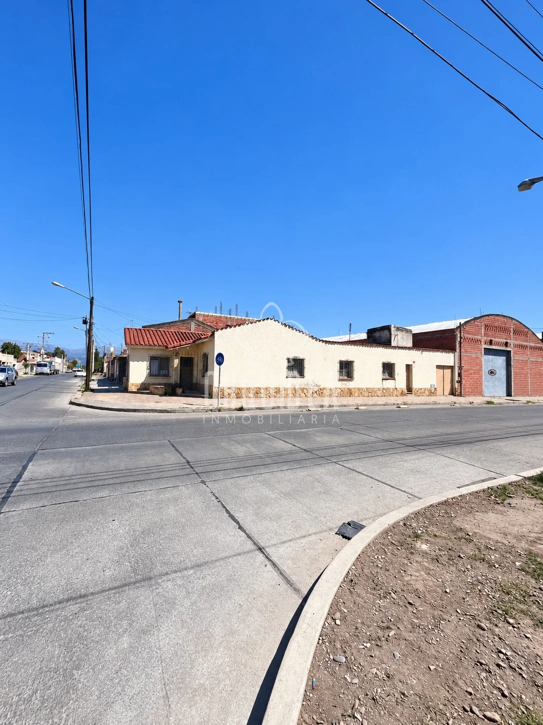 Casa en alquiler c/ cochera en Villa Estela - Imagen 3