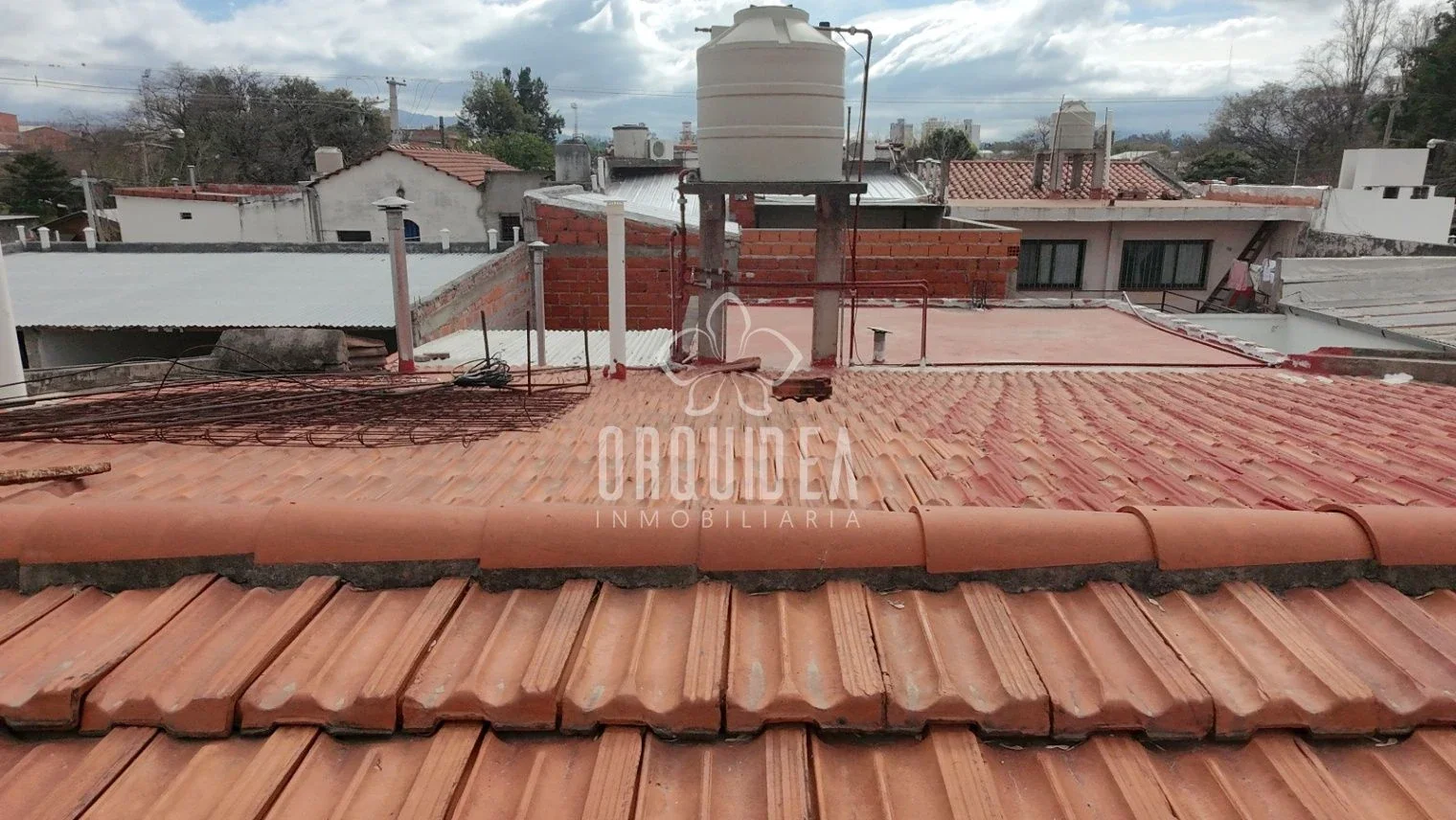 Casa en venta c/ cochera en Centro - Imagen 3