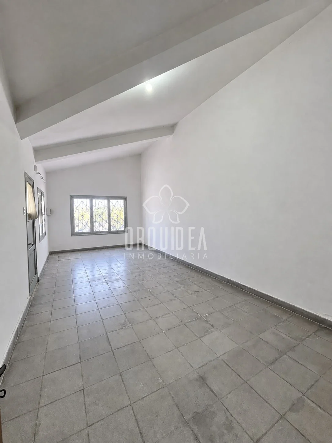 Casa en alquiler c/ cochera en Villa Estela - Imagen 4