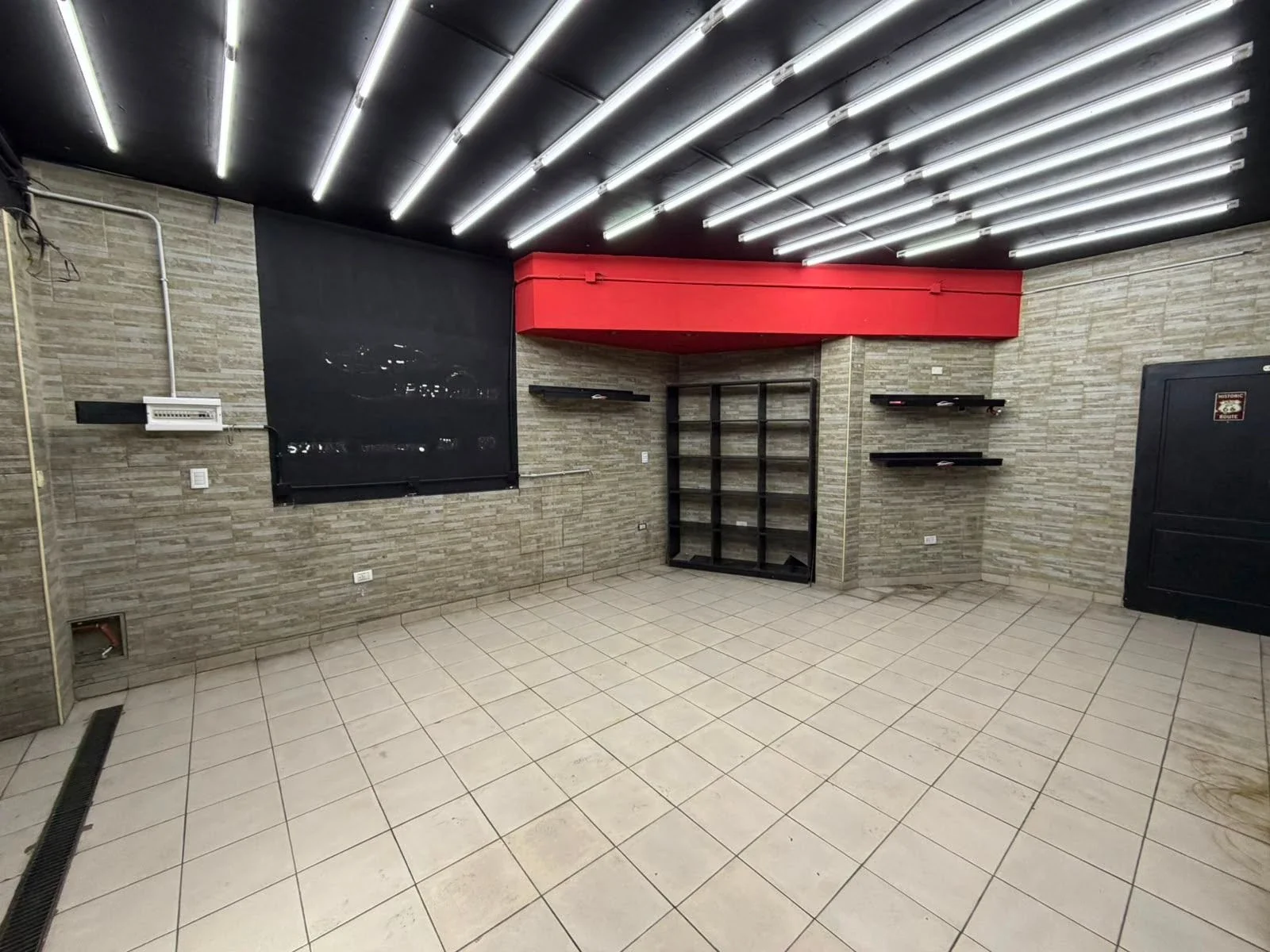 Local comercial en venta ubicado en Villa Urquiza - Imagen 2