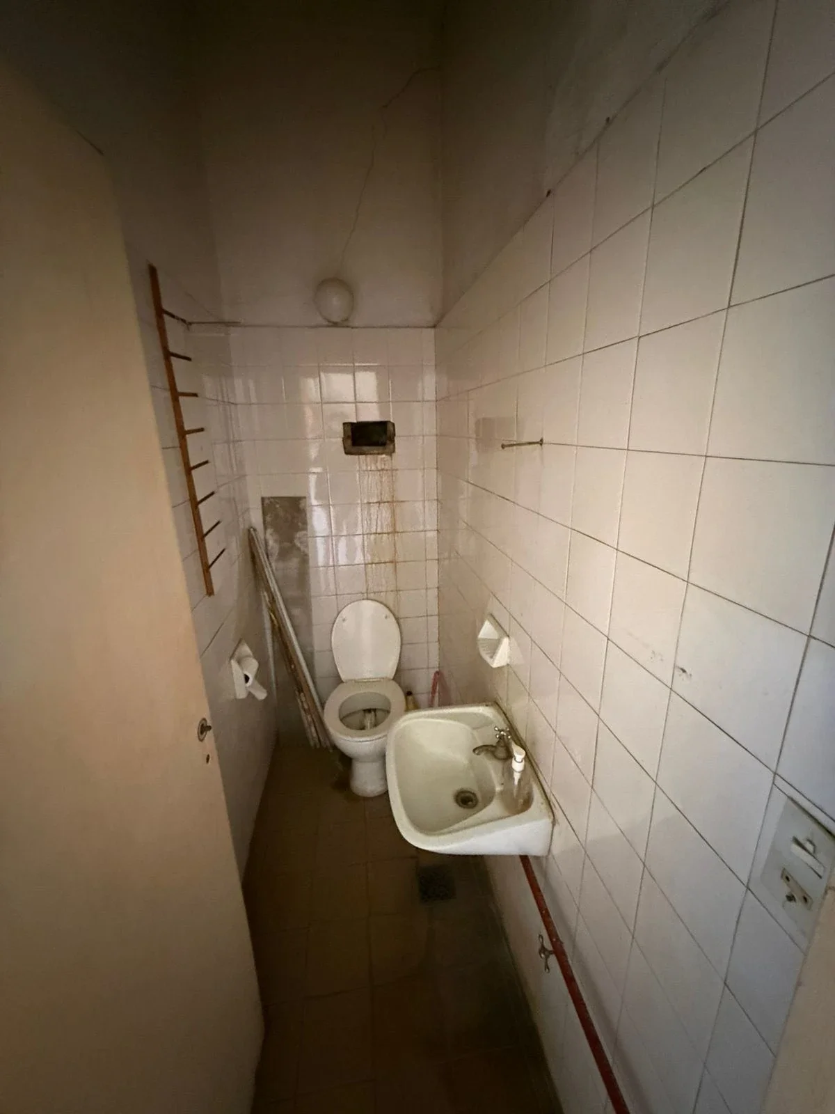 Local comercial en alquiler ubicado en San Nicolás de los Arroyos - Imagen 2