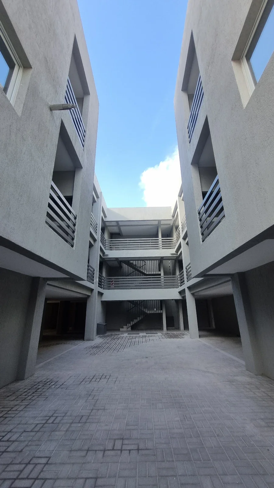 Venta de Depto de 1 Habitación y Cochera a Estrenar en Edificio Portugal U.F.N°7 - Imagen 4