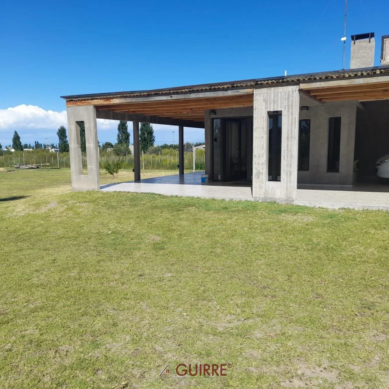 ALQUILO "HERMOSA CASA QUINTA" - Imagen 1