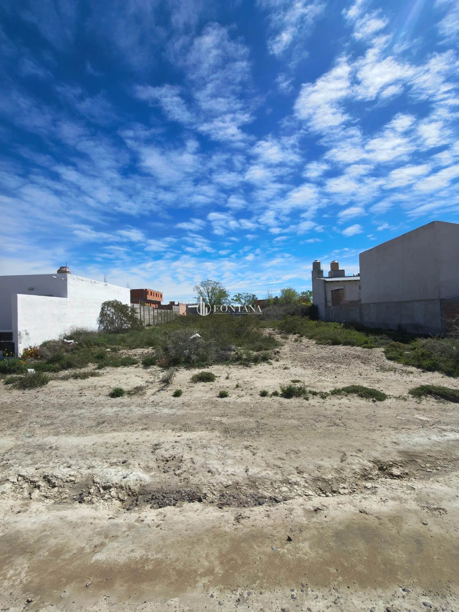 Lote en venta de 800m2 ubicado en Las Grutas, sobre calle Buyayinsky al 600 - Imagen 1