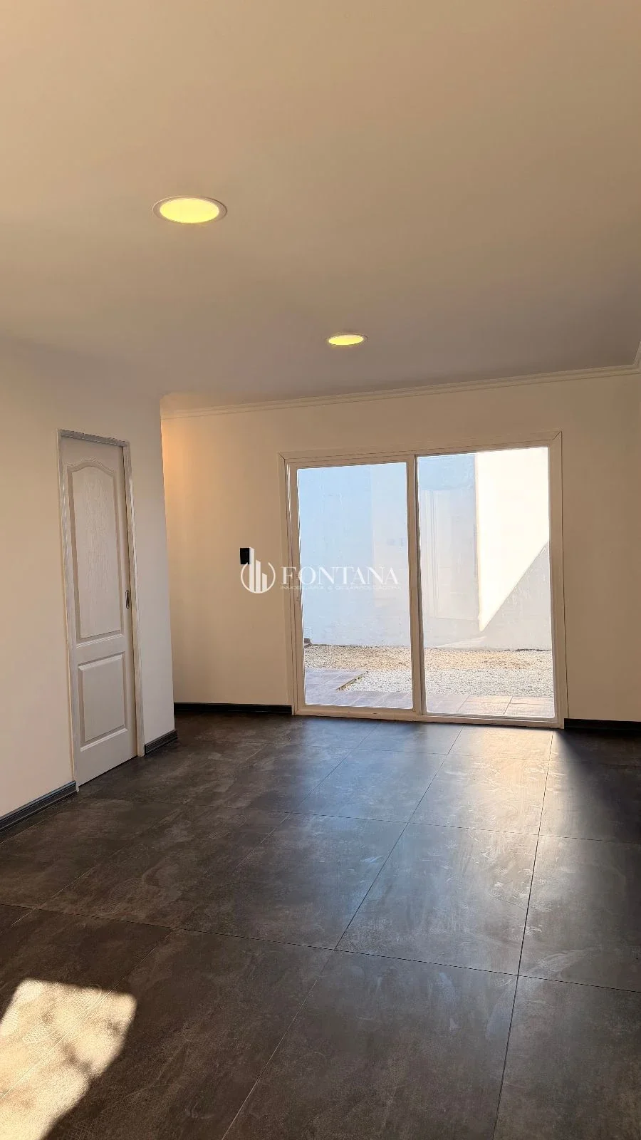 Dúplex  A ESTRENAR en venta de 2 dormitorios cochera en General Roca - Imagen 5