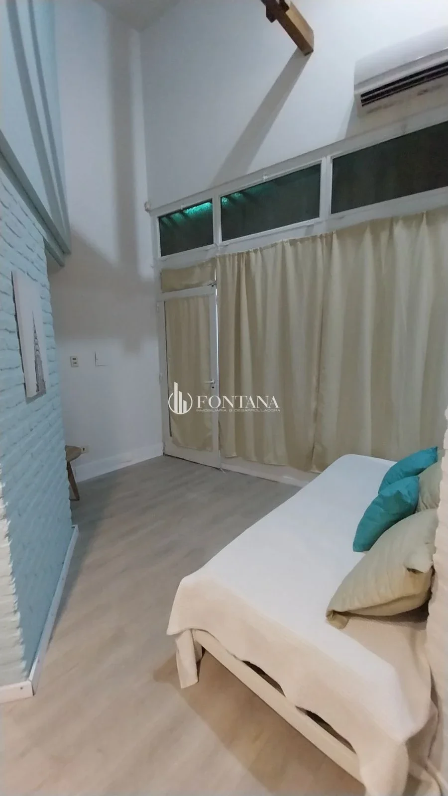 Oficina en venta ubicada sobre calle Tucumán al 900 - Imagen 2