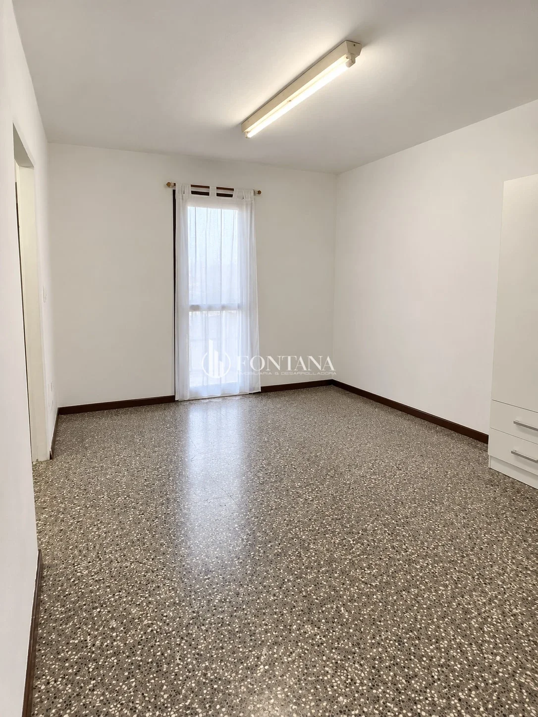 -500 viv- Departamento 2 dormitorios + balcón + lavadero - Imagen 2