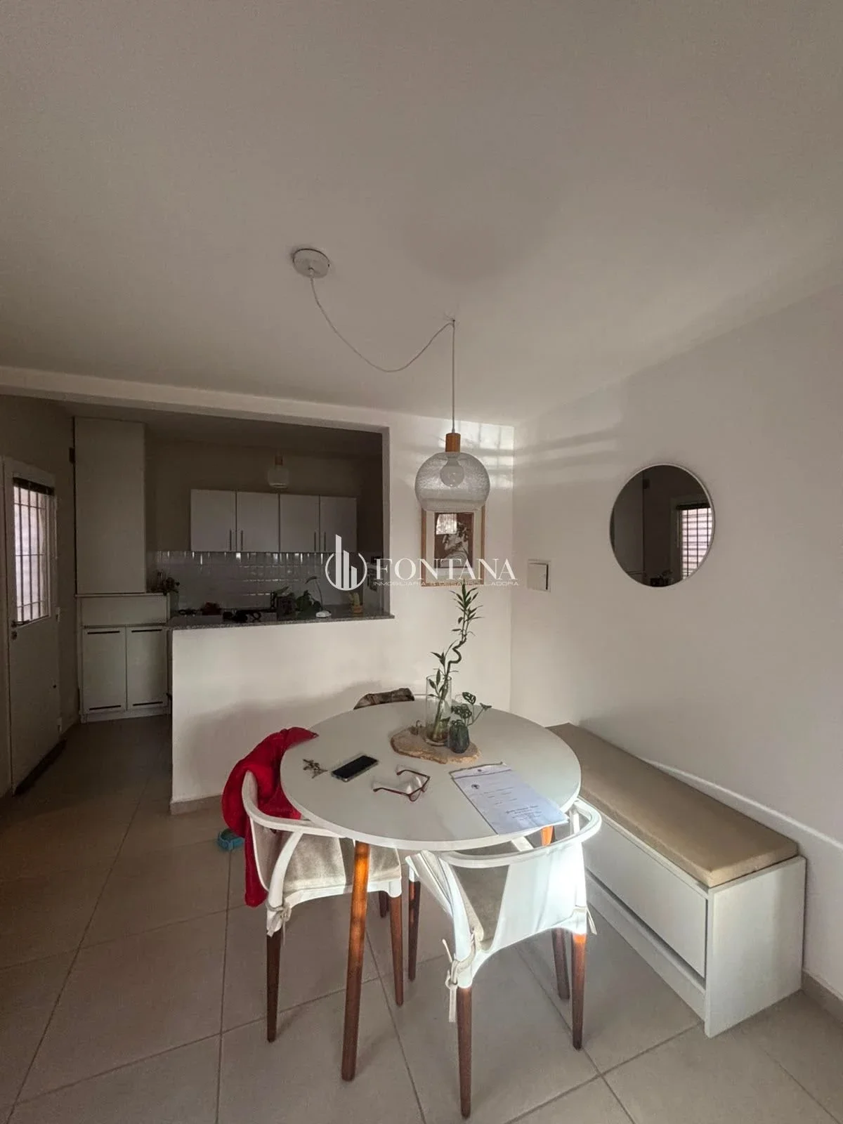 Dúplex en venta c/ cochera en General Roca - Imagen 3