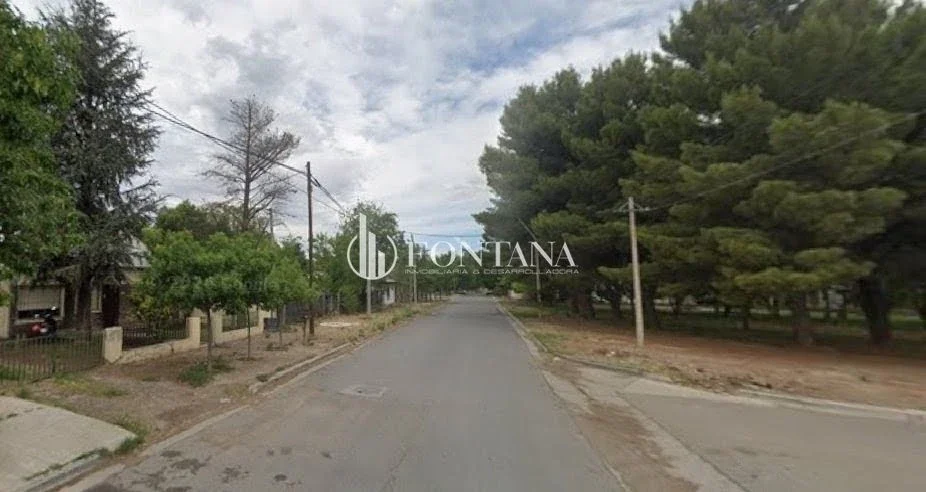 Casa en venta c/ cochera en General Roca - Imagen 3