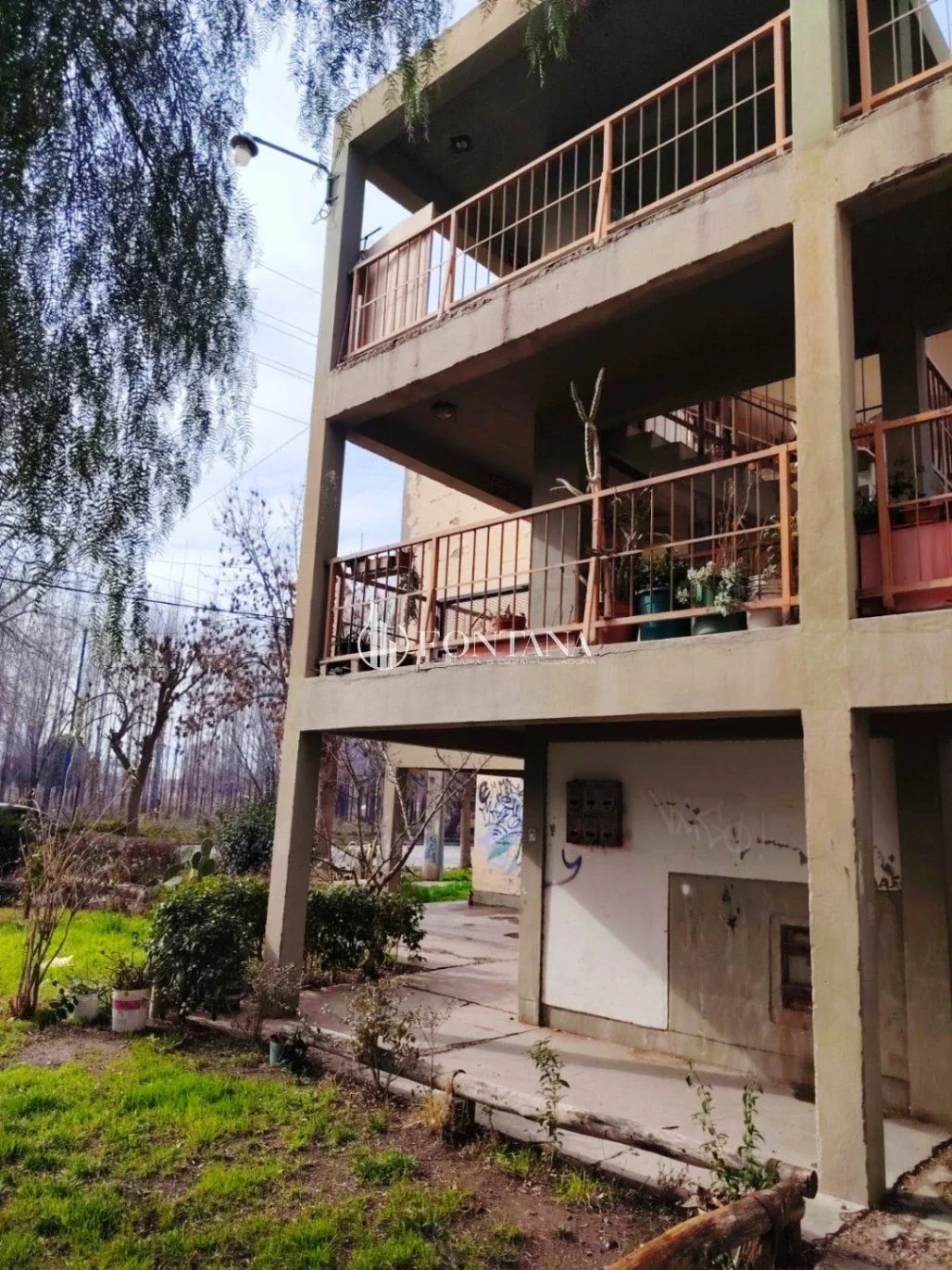 Departamento en venta en General Roca - Imagen 2