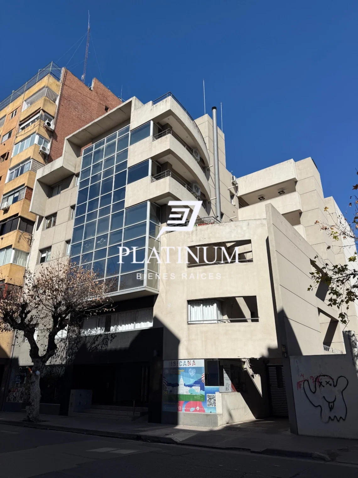 VENTA Departamento 2 Dormitorios con cochera - Imagen 1