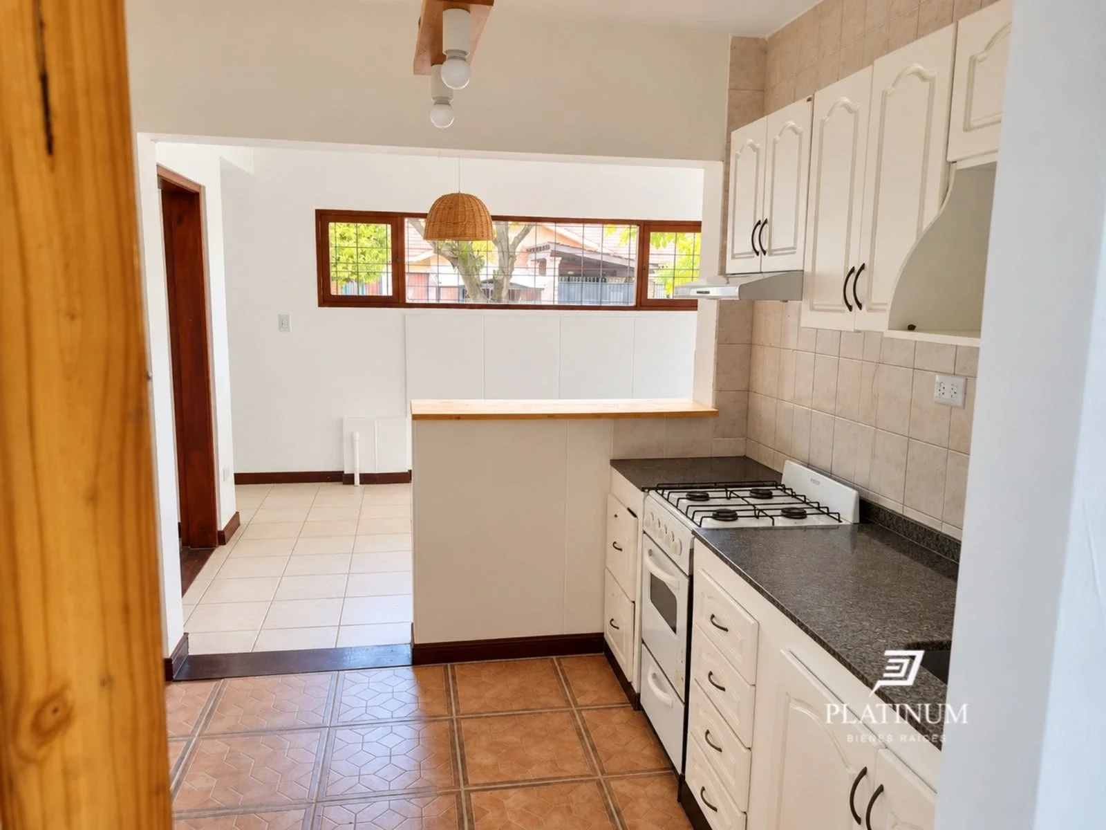 Casa en venta c/ cochera en San Carlos, zona sur, Salta - Imagen 3