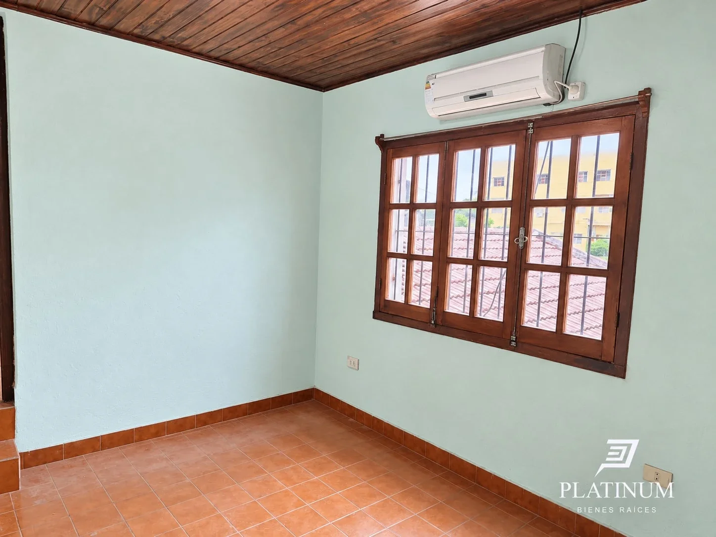 Casa en venta c/ piscina - Imagen 5
