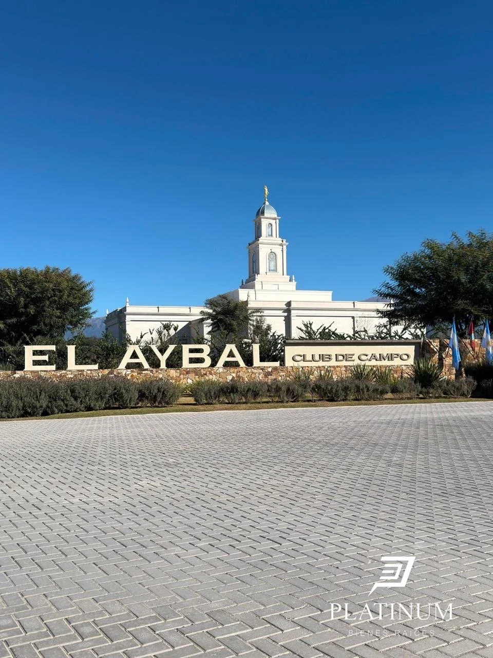 Lote en venta de 1281.32m2 Club de campo el Aybal, barrio privado - Imagen 1