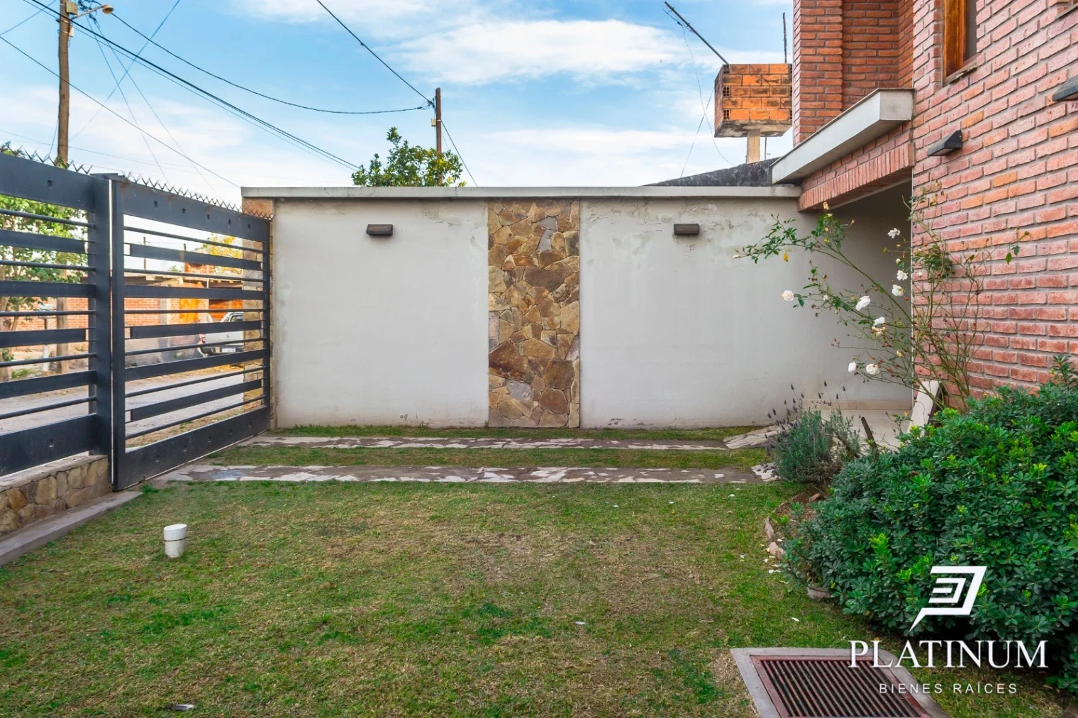 Casa en venta de 3 dormitorios c/ cochera en Campo Quijano - Imagen 5