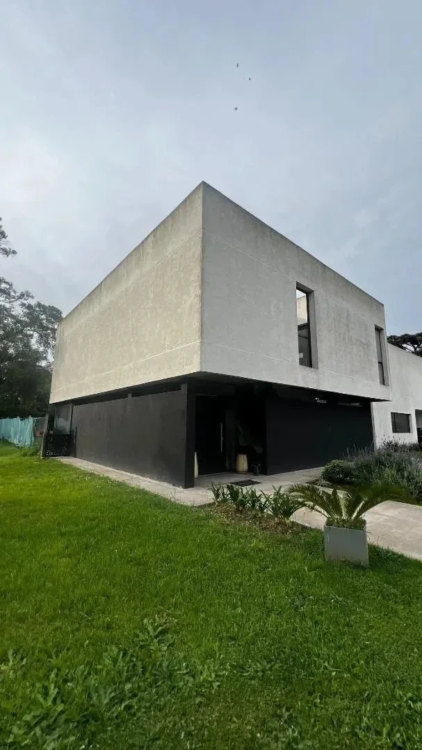 Casa En Solares De Zapiola Barrio Cerrado Moreno - Imagen 3