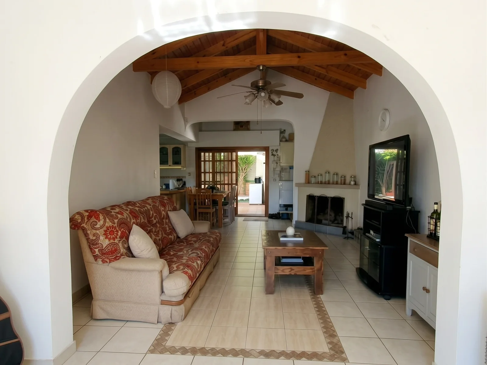 Venta Casa quinta, 1500m2 cabañas, piscina quincho parque Cortejarena. LA REJA - Imagen 4