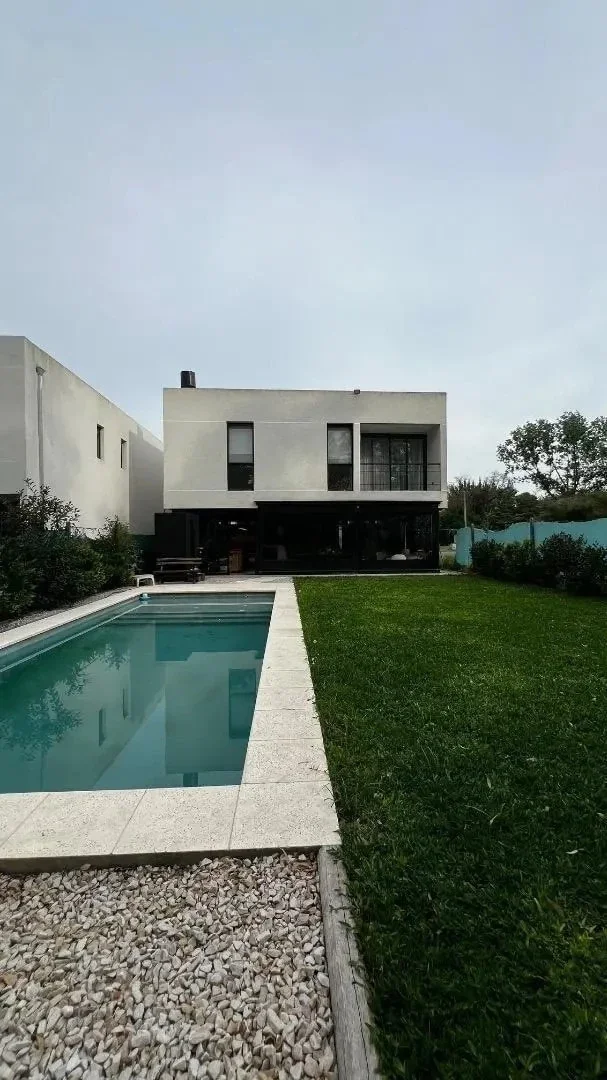 Casa En Solares De Zapiola Barrio Cerrado Moreno - Imagen 2