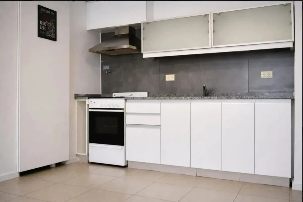 Monoambiente en alquiler c/ cochera en Villa Urquiza - Imagen 3